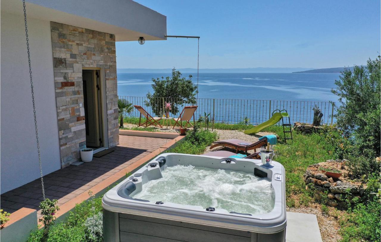 Holiday Home Villetta Belveder Baska Voda Ngoại thất bức ảnh