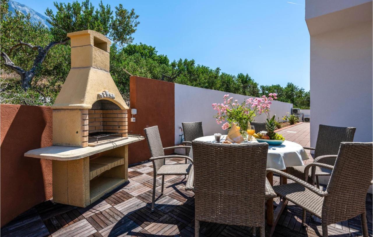 Holiday Home Villetta Belveder Baska Voda Ngoại thất bức ảnh