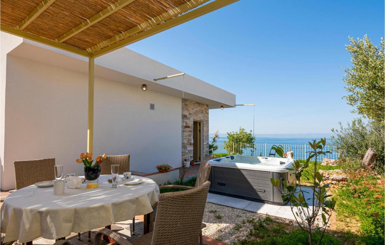 Holiday Home Villetta Belveder Baska Voda Ngoại thất bức ảnh